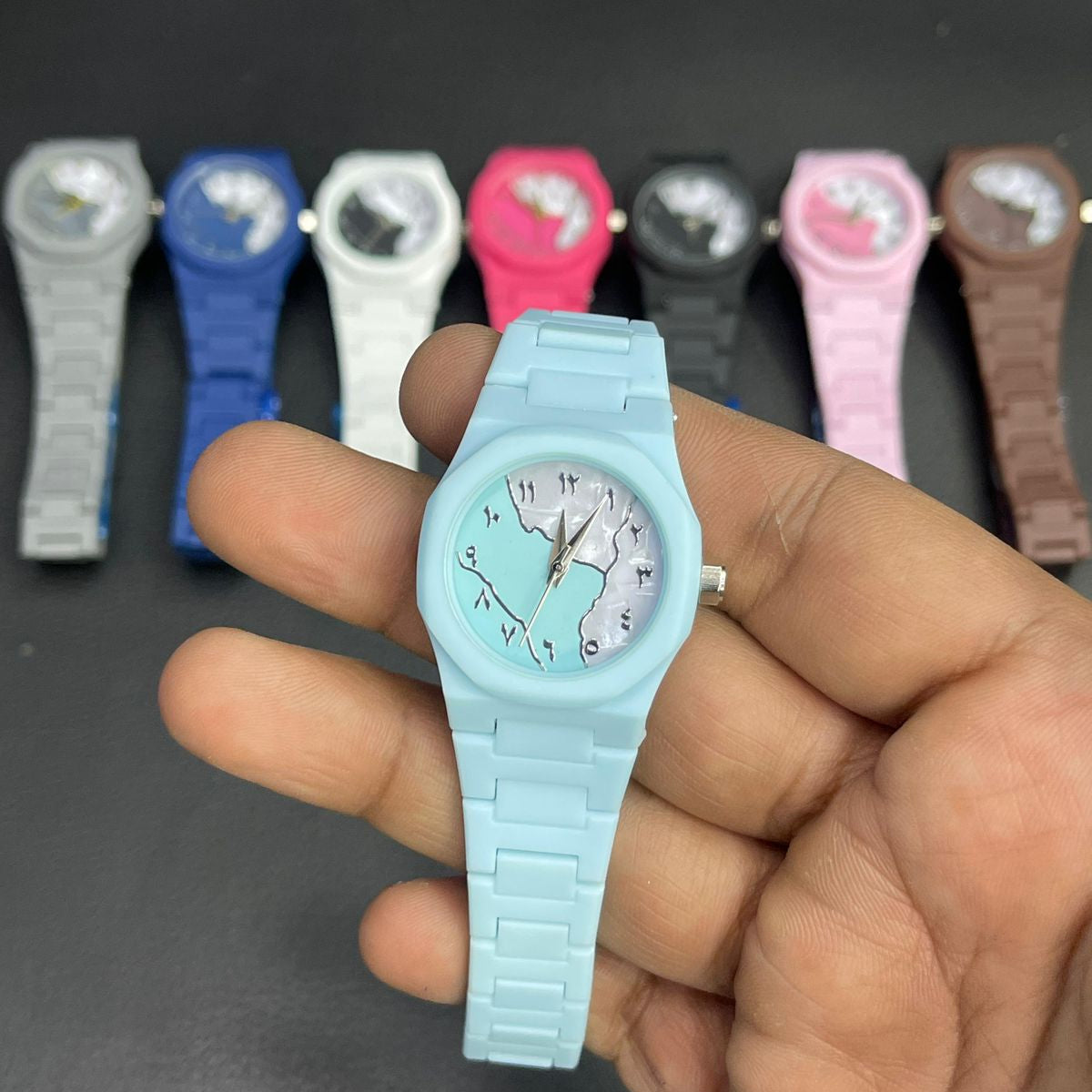 Mini Aura Watch Providing Elegant Design Comfortable Use Stylish Appearance And Everyday Wear - Black