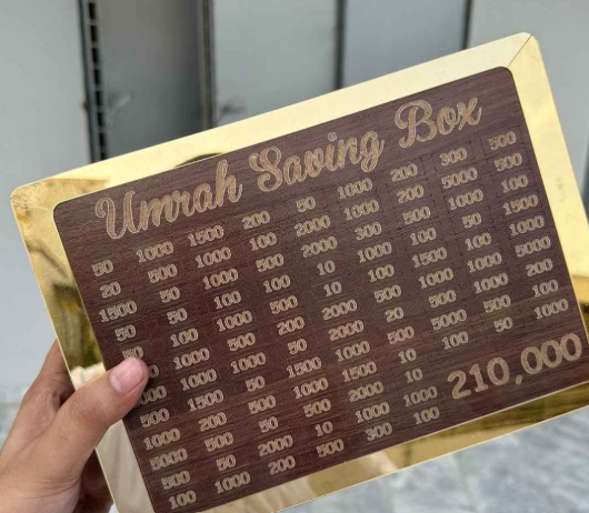 Wooden Umrah Saving Box – Premium Money Box with 210,000 Goal Tracker for Charity & Umrah Fund